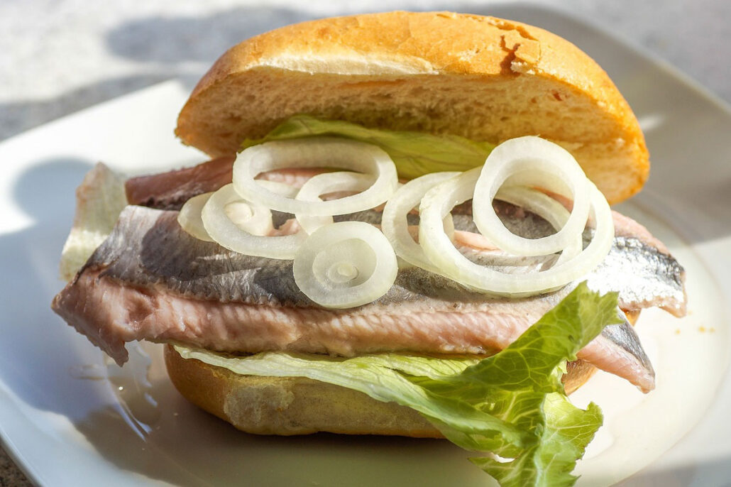 Matjesbrötchen